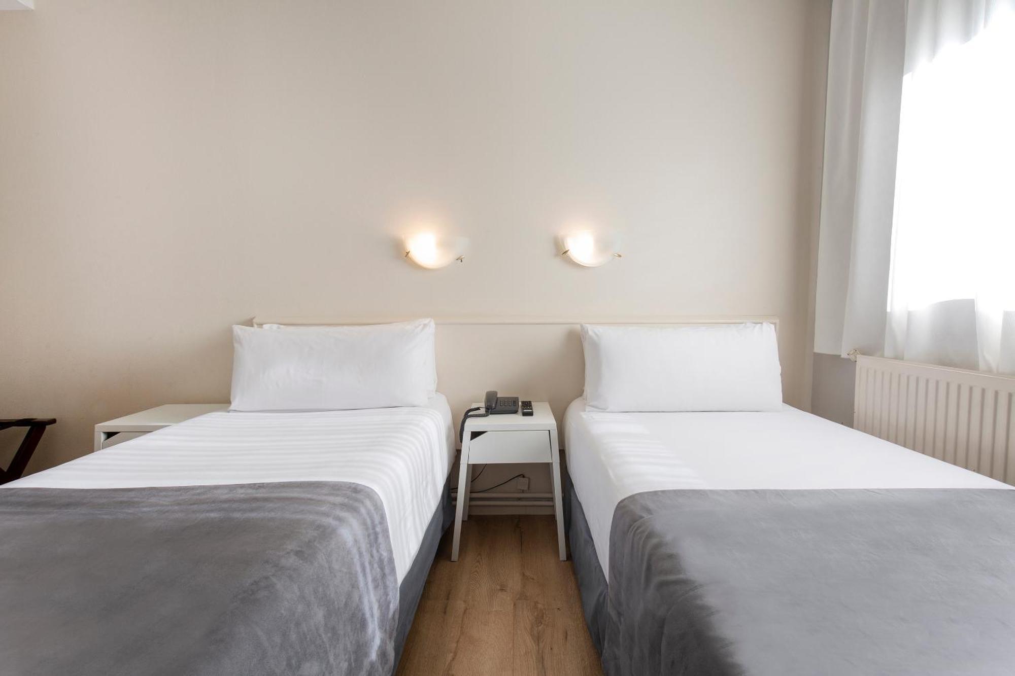 Hotel Camel Lot Pas De La Casa Phòng bức ảnh